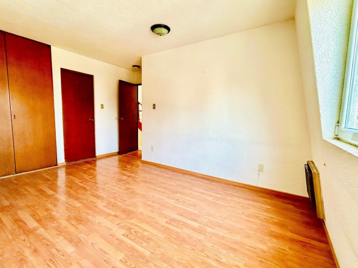 casa en venta para remodelar en lomas de las palmas