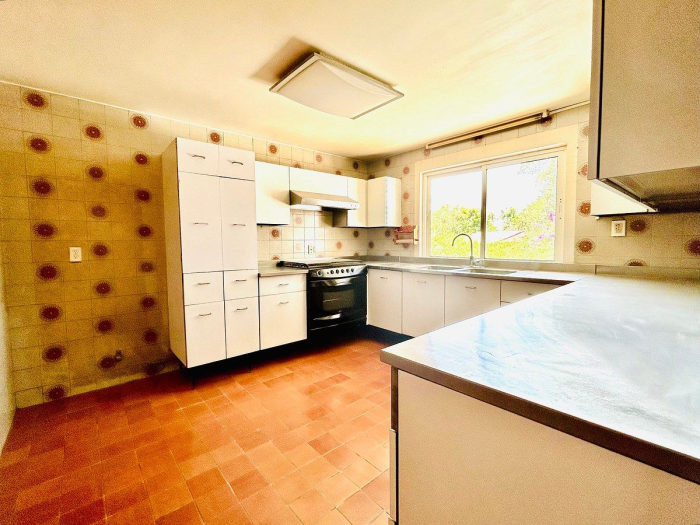 casa en venta para remodelar en lomas de las palmas