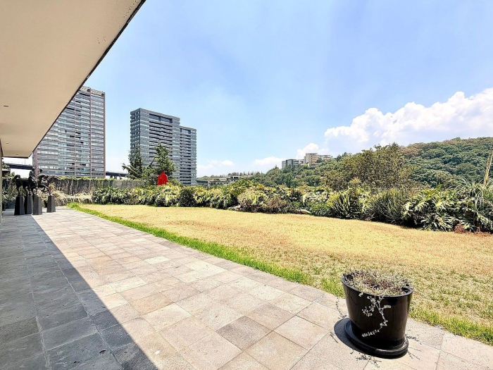 lujosa casa en renta en bosques de santa fe