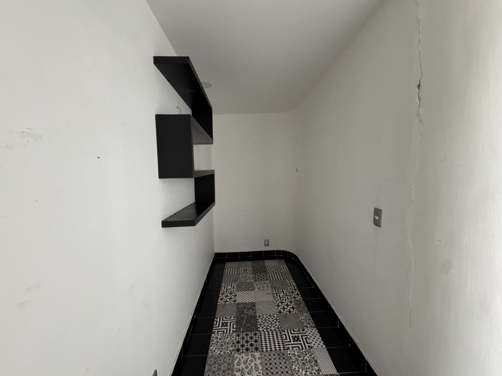 DEPARTAMENTO EN VENTA - CON TERRAZA PARA ACTUALIZAR - ENSENADA - HIP�?DROMO CONDESA 