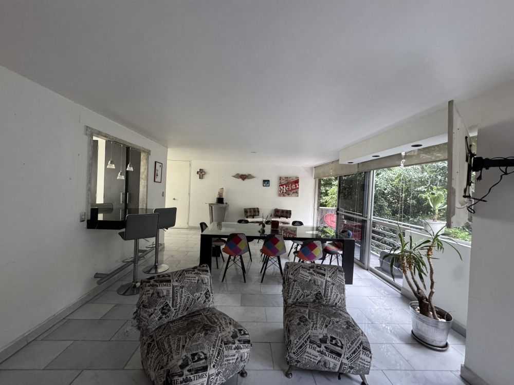 DEPARTAMENTO EN VENTA - CON TERRAZA PARA ACTUALIZAR - ENSENADA - HIP�?DROMO CONDESA 