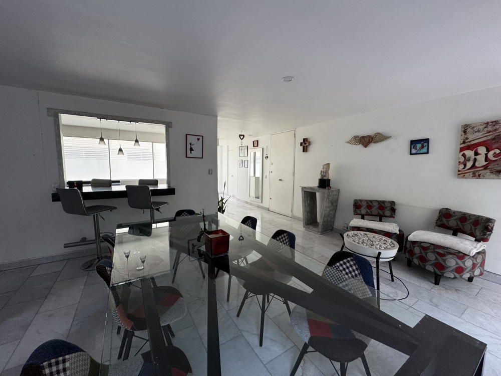 DEPARTAMENTO EN VENTA - CON TERRAZA PARA ACTUALIZAR - ENSENADA - HIP�?DROMO CONDESA 