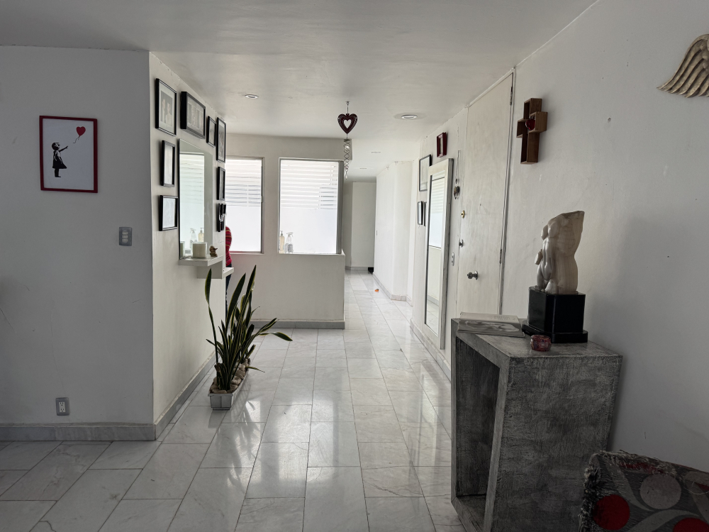 DEPARTAMENTO EN VENTA - CON TERRAZA PARA ACTUALIZAR - ENSENADA - HIP�?DROMO CONDESA 