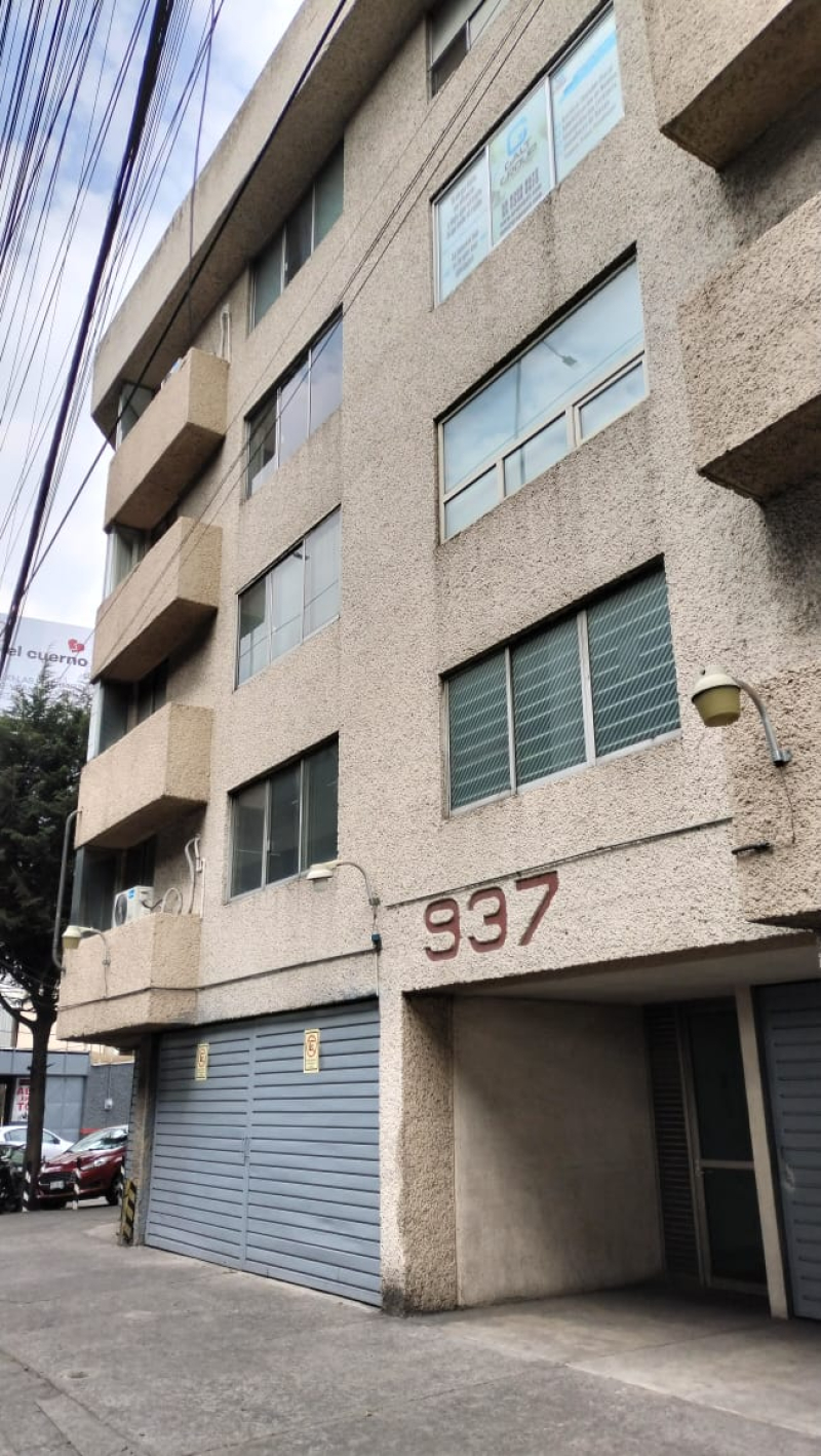 se vende departamento habitacional con uso de suelo oficina bosque de echegaray