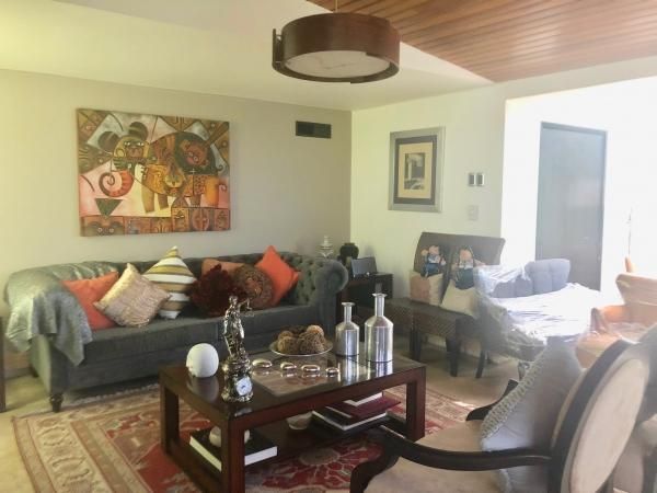CASA EN VENTA EN BOSQUES DE LAS LOMAS