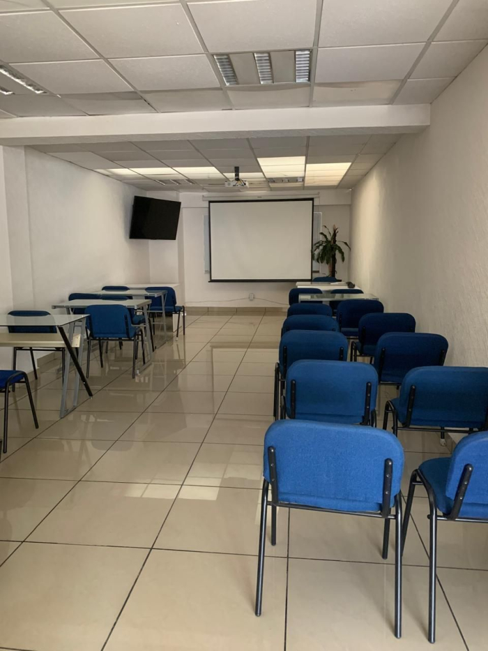 oficina adecuada en renta en iztacalco cdmx, a 20 minutos del wtc insurgentes