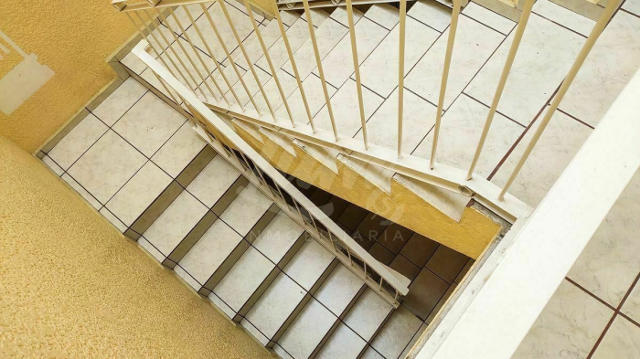 venta de casa en barrio 18, 3 niveles