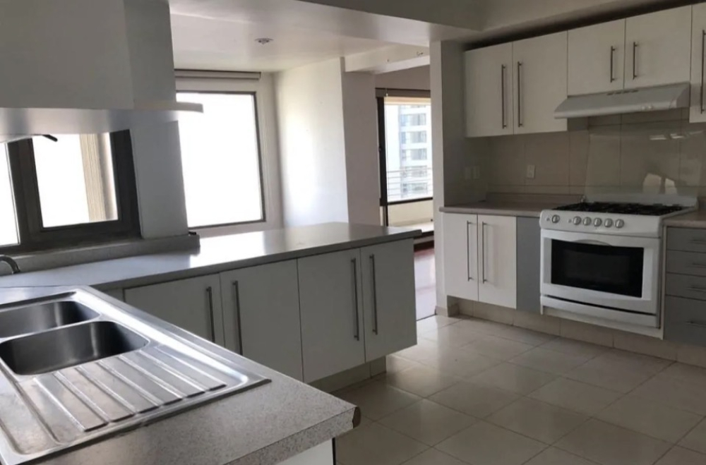 RENTA DEPARTAMENTO EN ISLA DE AGUA CON BALCON, INTERLOMAS CON EXCELENTES AMENIDADES