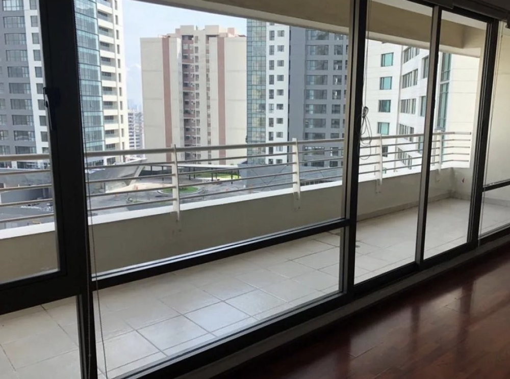 RENTA DEPARTAMENTO EN ISLA DE AGUA CON BALCON, INTERLOMAS CON EXCELENTES AMENIDADES