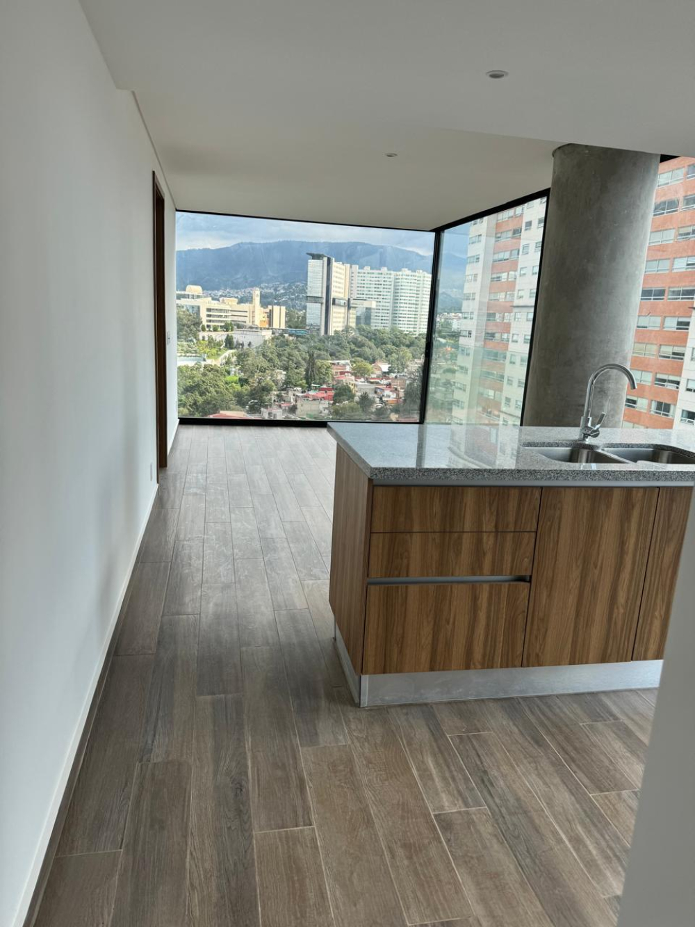 RENTA DEPARTAMENTO EN SANTA FE CON EXCELENTE VISTA 