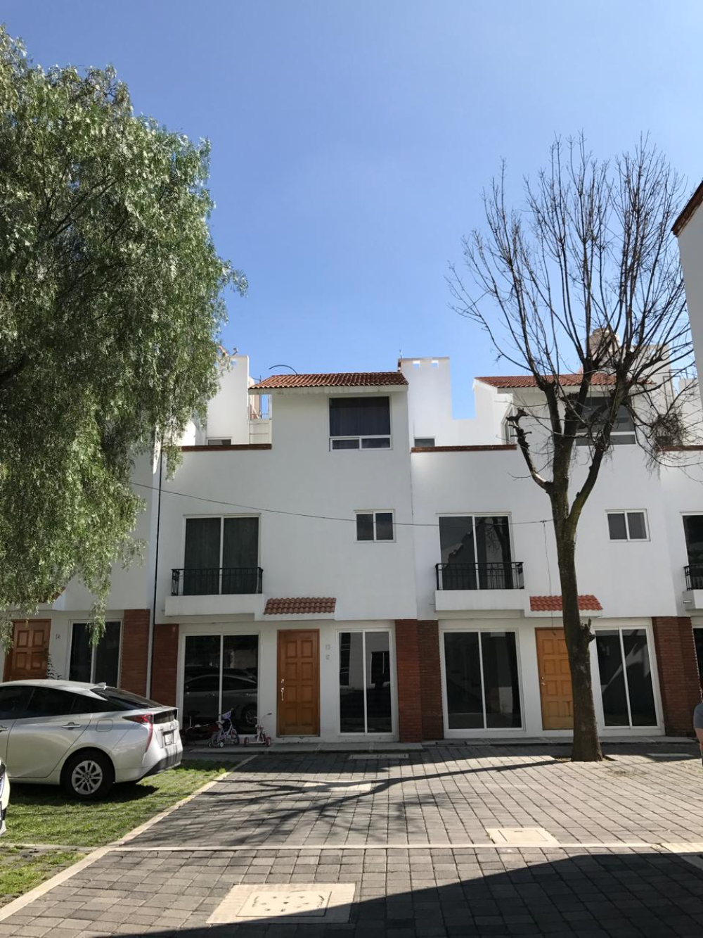 SE RENTA CASA EN CONDOMINIO CON TERRAZA, EN TLAPAN, SAN PEDRO MARTIR