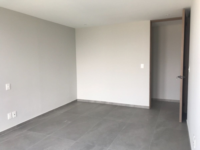 **oportunidad** precio especial en bosque real. departamento con balcon