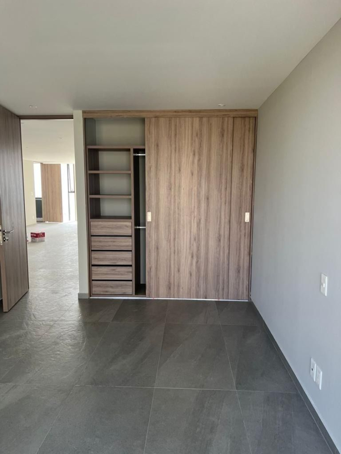**oportunidad** precio especial en bosque real. departamento con balcon