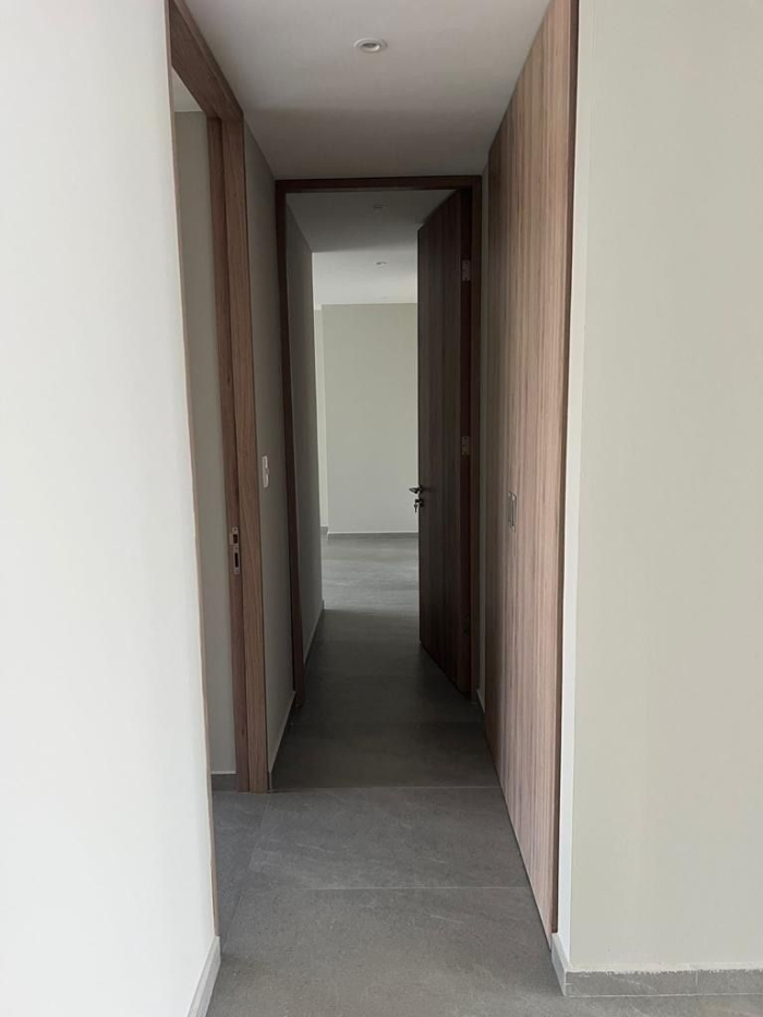 **oportunidad** precio especial en bosque real. departamento con balcon