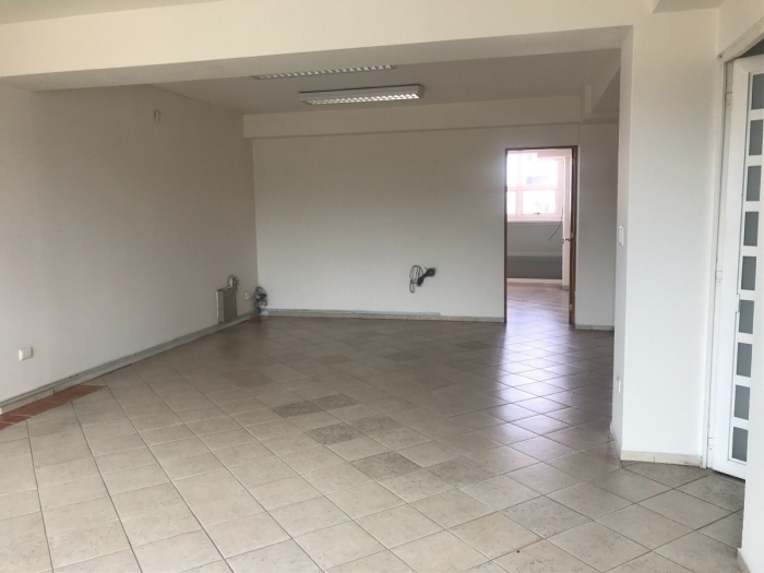 ** oportunidad única**  oficina, consultorios en el sur, muy bien ubicada
