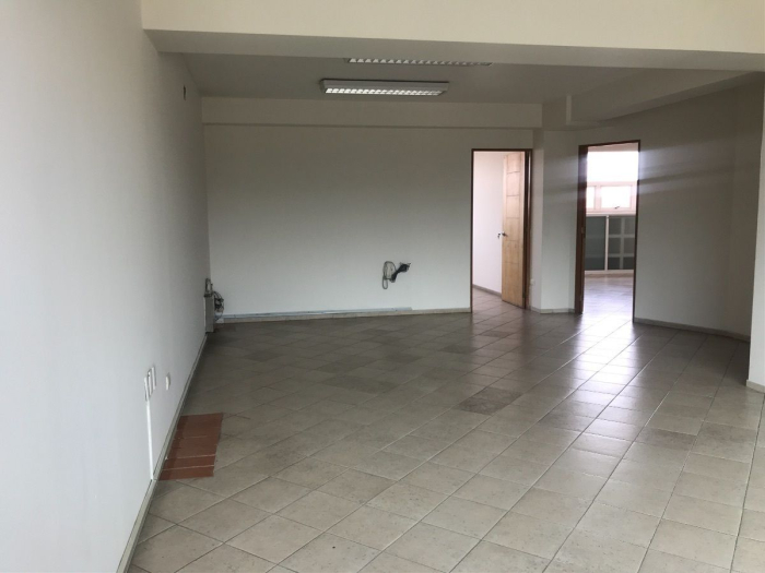 ** oportunidad única**  oficina, consultorios en el sur, muy bien ubicada