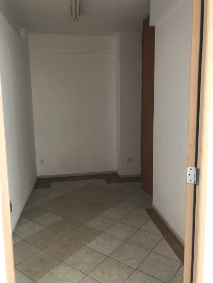 ** oportunidad única**  oficina, consultorios en el sur, muy bien ubicada