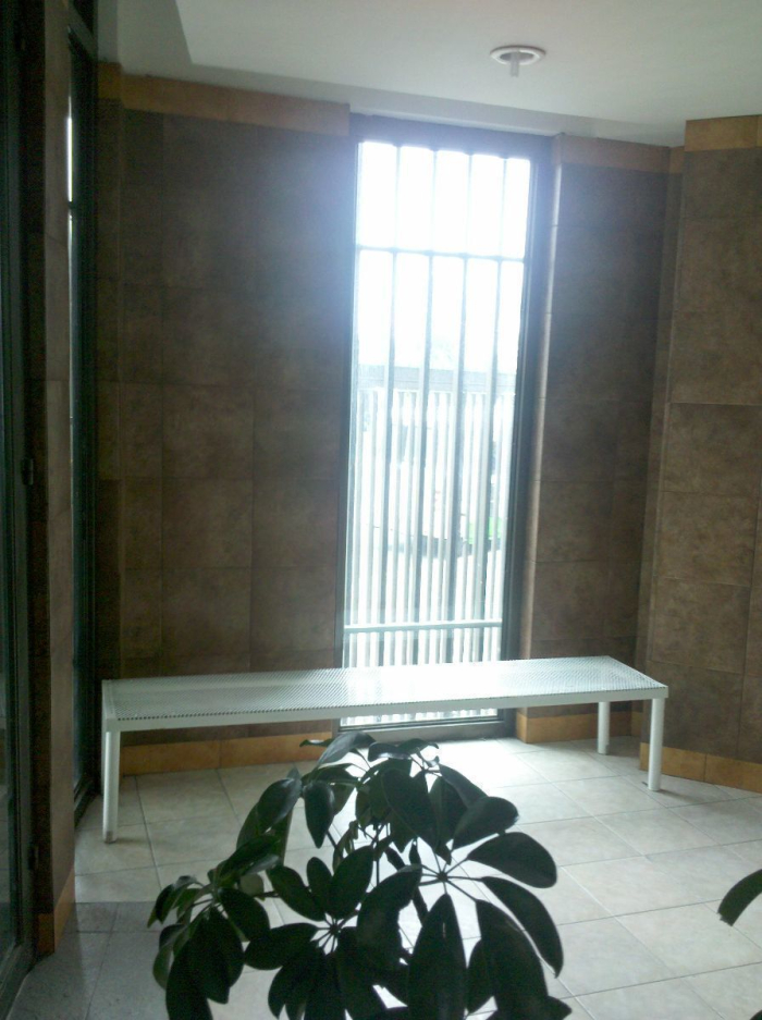 * oportunidad * funcional oficina en el sur, muy bien ubicada.
