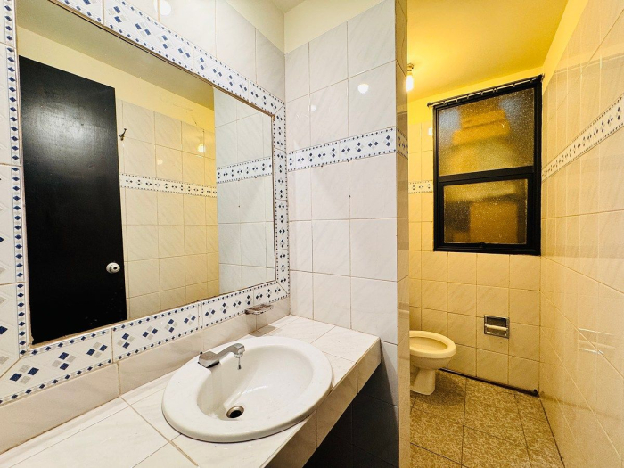renta local comercial en roma norte