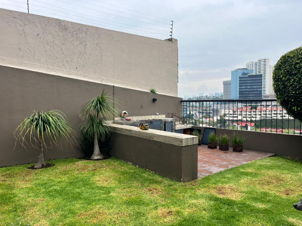 Casa En Venta En Hacienda De Las Palmas