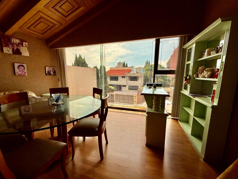 casa en venta en lomas de las palmas