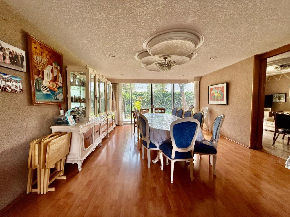 casa en venta en lomas de las palmas