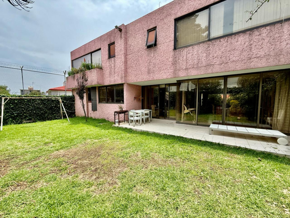 casa en venta en lomas de las palmas