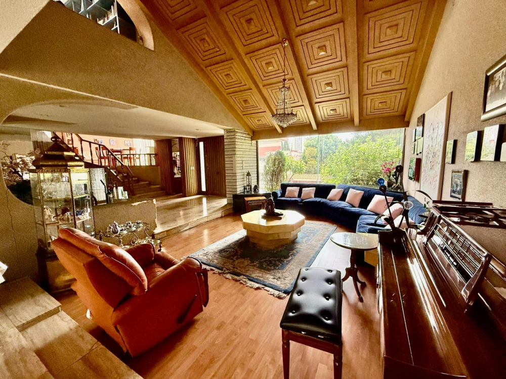 casa en venta en lomas de las palmas