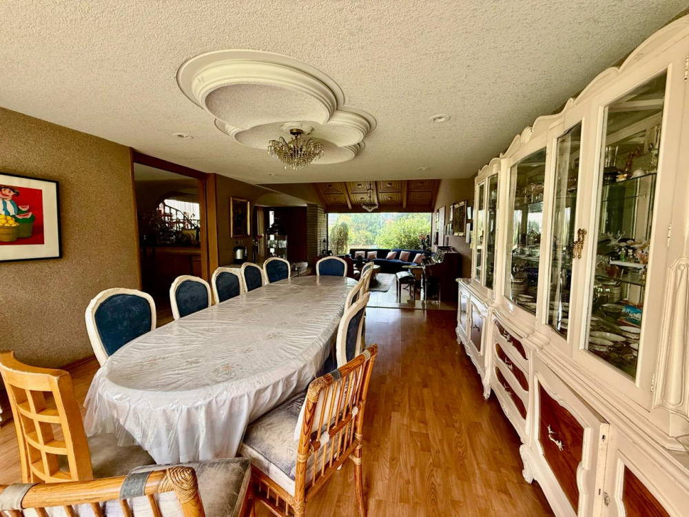 casa en venta en lomas de las palmas