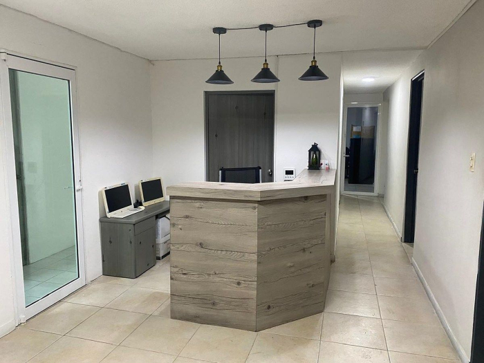 casa habilitada como oficinas en venta en supermanzana 3