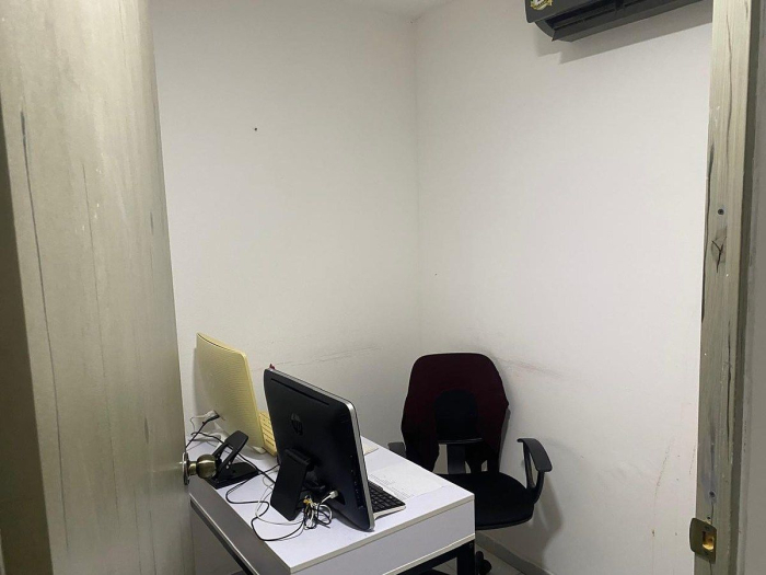 casa habilitada como oficinas en venta en supermanzana 3
