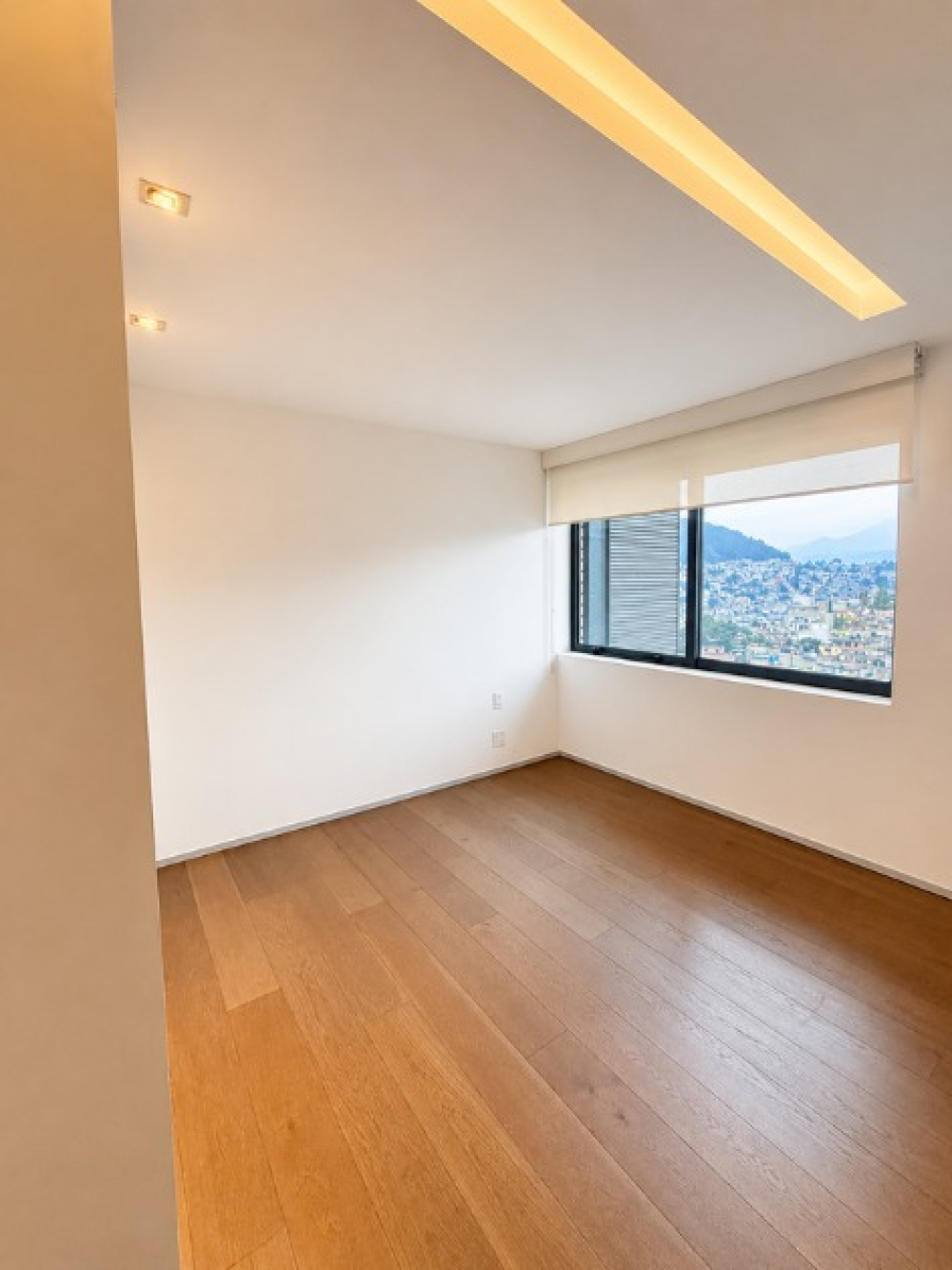 Departamento En Renta En Bosque 6060