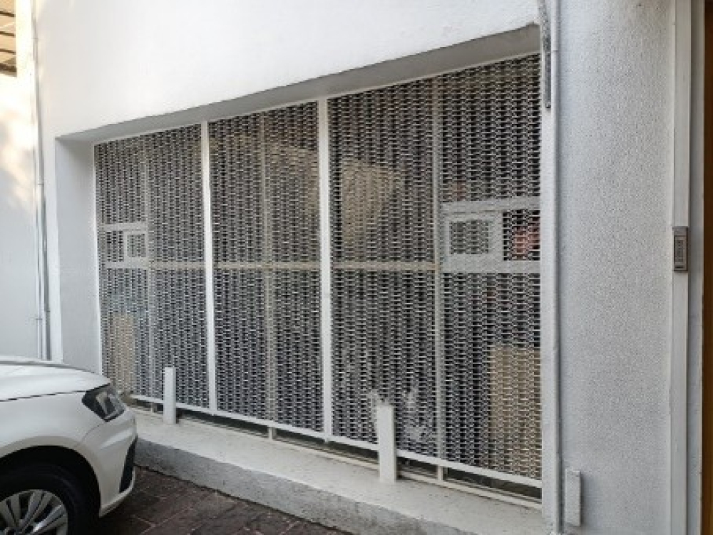 CASA CON USO DE SUELO EN LA COLONIA ANZURES