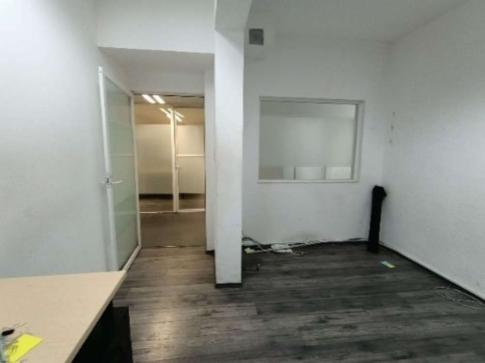 CASA CON USO DE SUELO EN LA COLONIA ANZURES