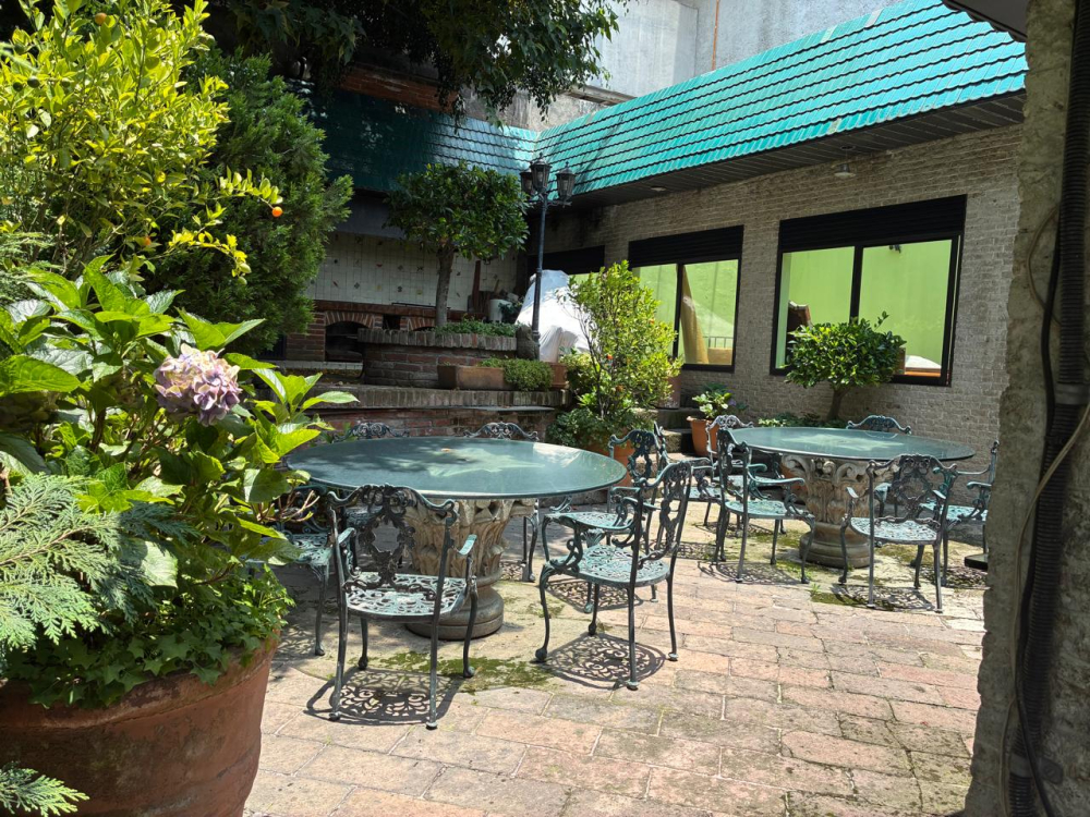 Casa En Venta En Lomas Hipódromo