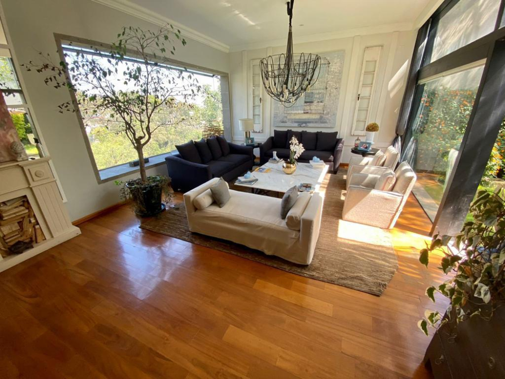Casa En Venta En Lomas De Bezares