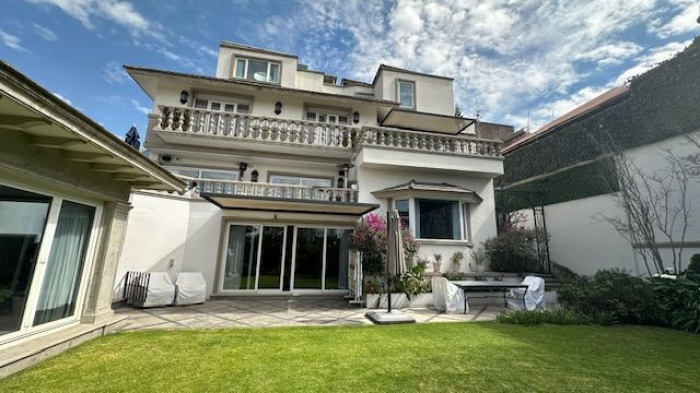 Bosques De Las Lomas. Bosque De Mangles. Casa AMUEBLADA. Renta $250,000MN