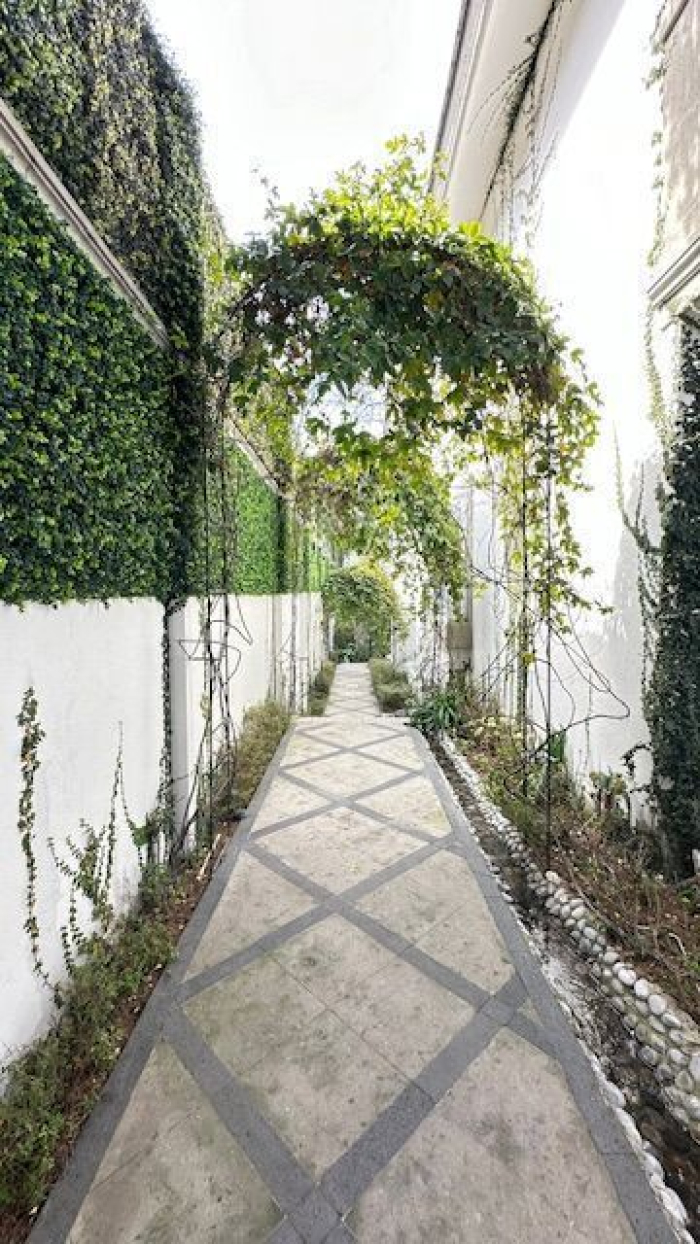 Bosques De Las Lomas. Bosque De Mangles. Casa AMUEBLADA. Renta $250,000MN