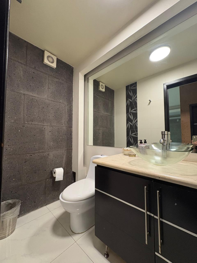 se vende casa en circuito ingenieros ciudad satélite, naucalpan, edo de méxico.