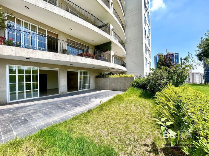 Departamento Garden En VENTA Con Jardín En Bosque Real, Green 22