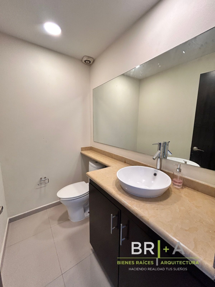 Departamento Garden En VENTA Con Jardín En Bosque Real, Green 22