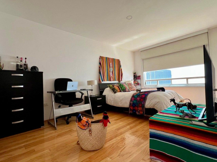 Rento Casa Amueblada Y Equipada, En Una De Las Mejores Privadas En Interlomas.