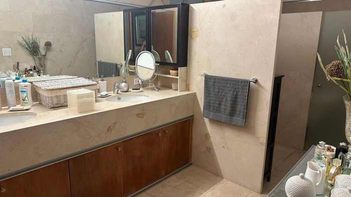 DEPARTAMENTO EN VENTA EN LOMAS DE BEZARES U$1´300,000.