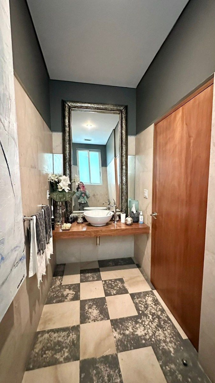 DEPARTAMENTO EN VENTA EN LOMAS DE BEZARES U$1´300,000.