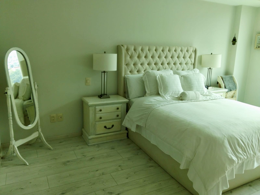 Departamento En Venta, En Hacienda De Las Palmas
