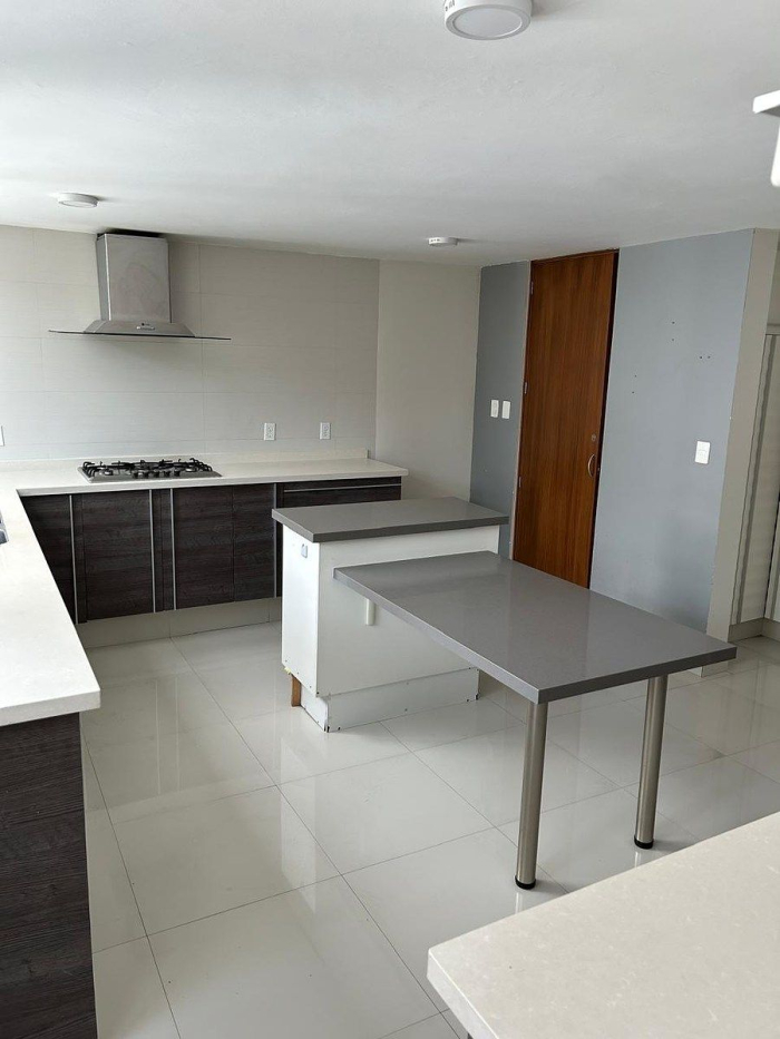 Jardines Del Pedregal, Huracán, Casa En Renta
