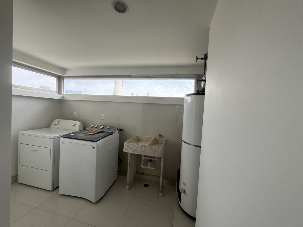 Departamento En Renta Cumbres Santa Fe