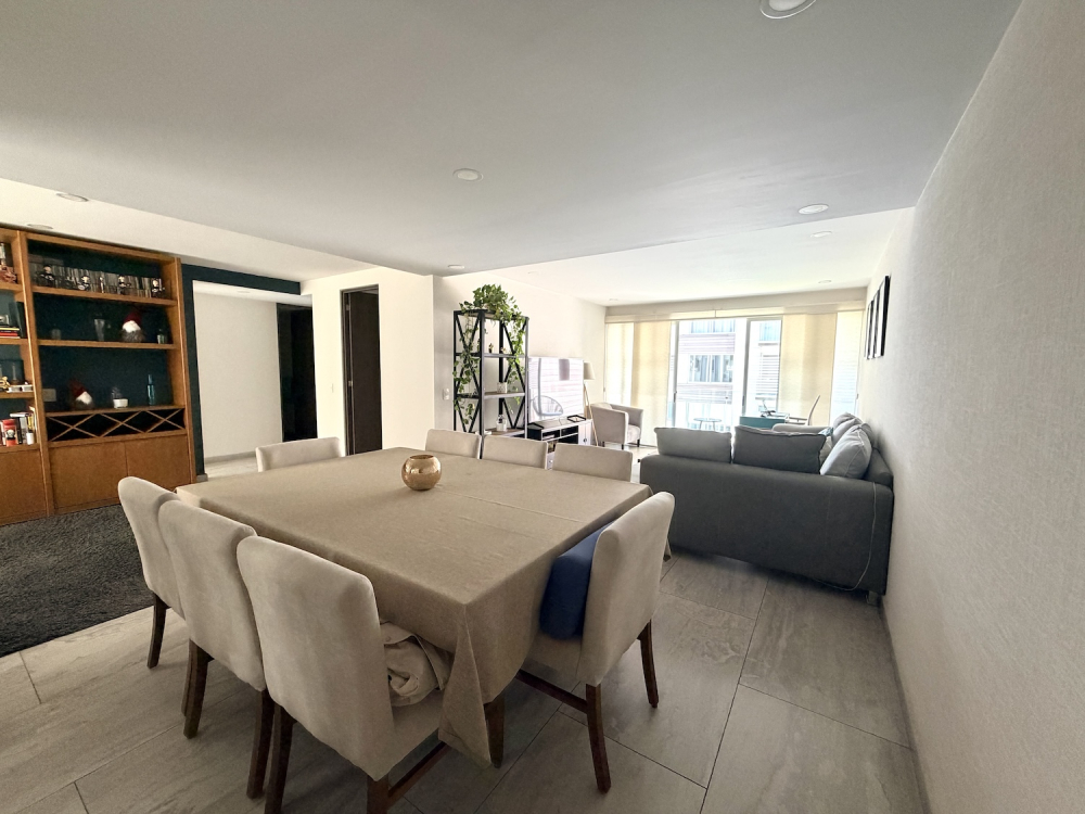 Departamento En Renta En Nápoles Con Balcón Y Amenidades