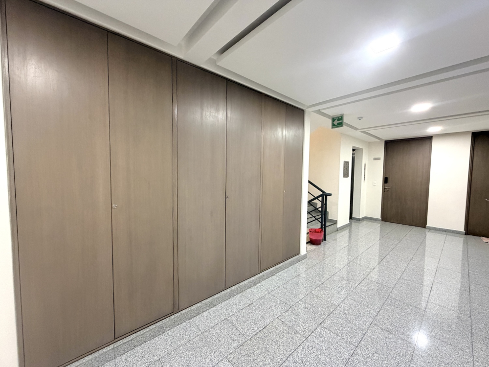 Departamento En Renta En Nápoles Con Balcón Y Amenidades
