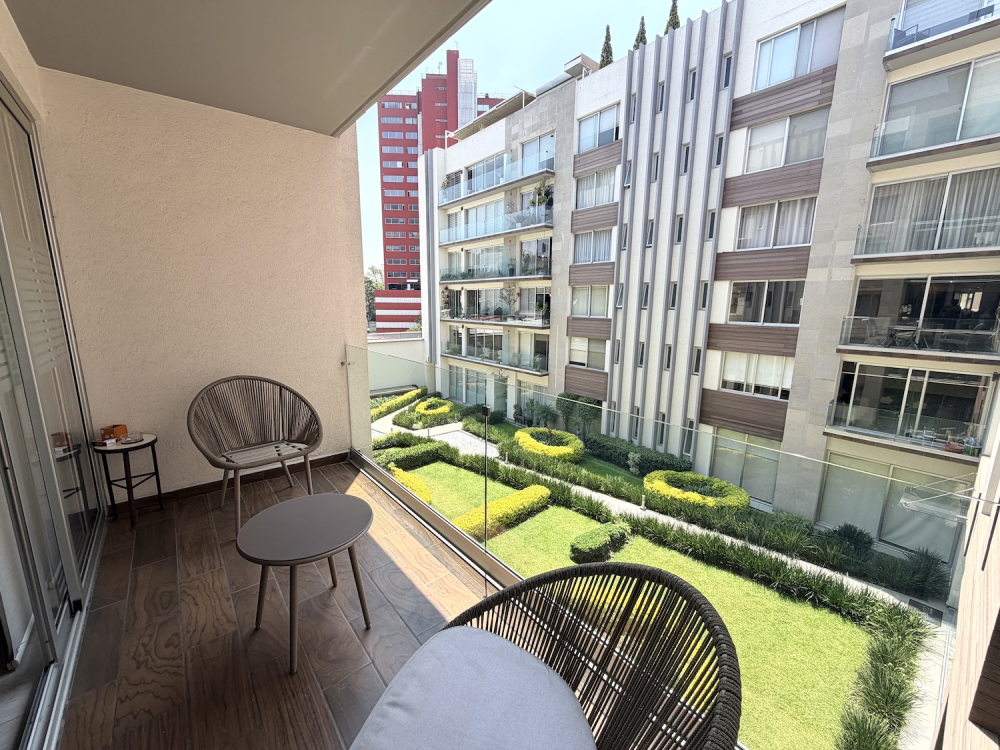 Departamento En Renta En Nápoles Con Balcón Y Amenidades